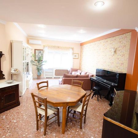 Апартаменти La Casa Di Daniela Лідо-ді-Остія Екстер'єр фото